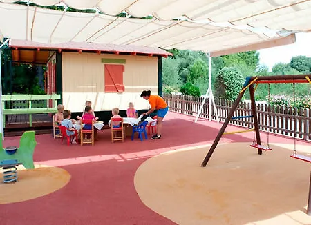 Aparthotel Grupotel Playa Club 4*