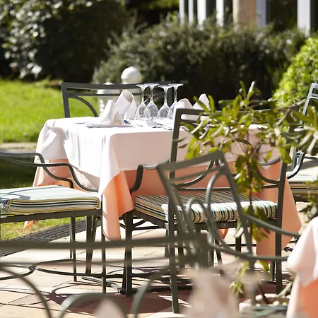 海滩俱乐部公寓