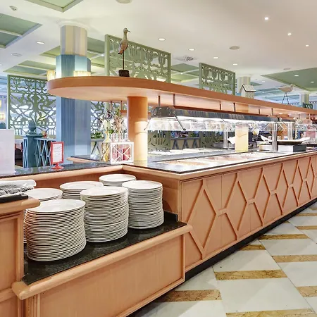 海滩俱乐部公寓 公寓式酒店