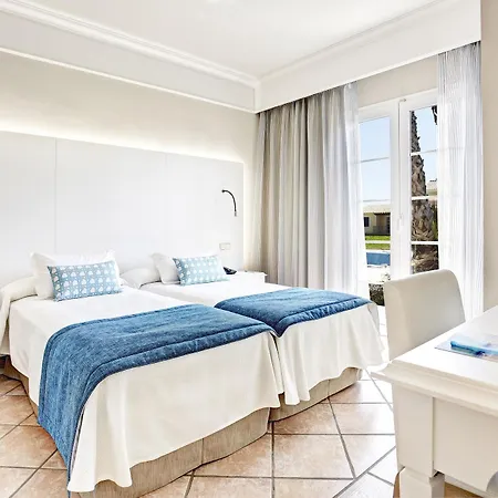 Grupotel Playa Club 아파트호텔 손 호리구에르