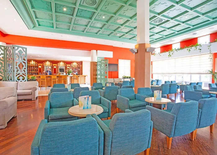 アパートホテル Grupotel Playa Club 4*